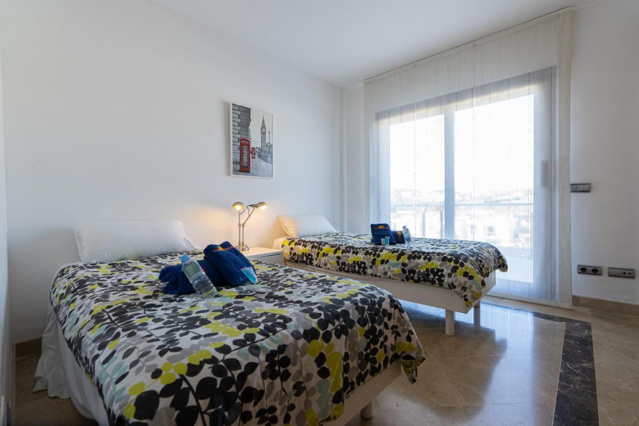 1Bc1 Marina Castillo Manilva Dış mekan fotoğraf